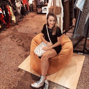 Meet your Posher, Makenzie